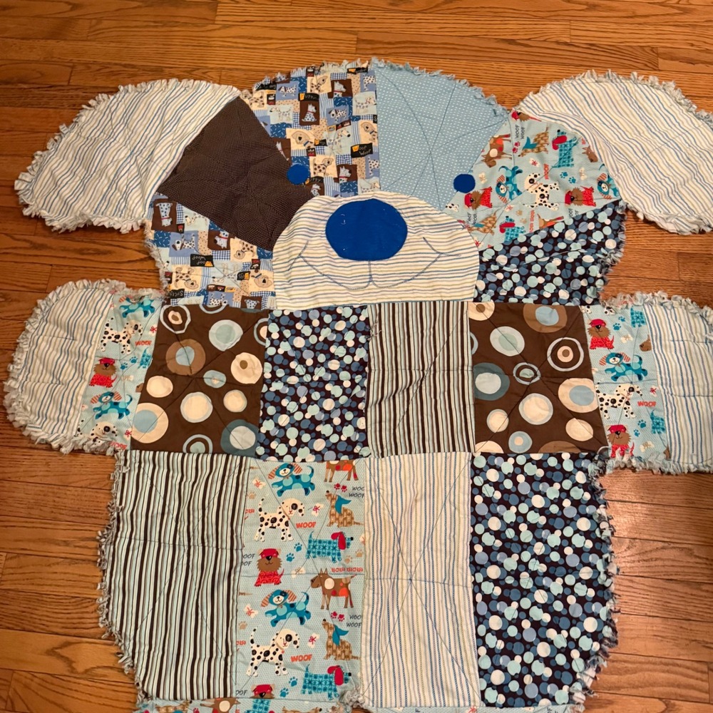 1.a.0.0.0.3 Handmade Puppy Dog Shaped Rag Quilt Blanket Floppy Ears 57x55